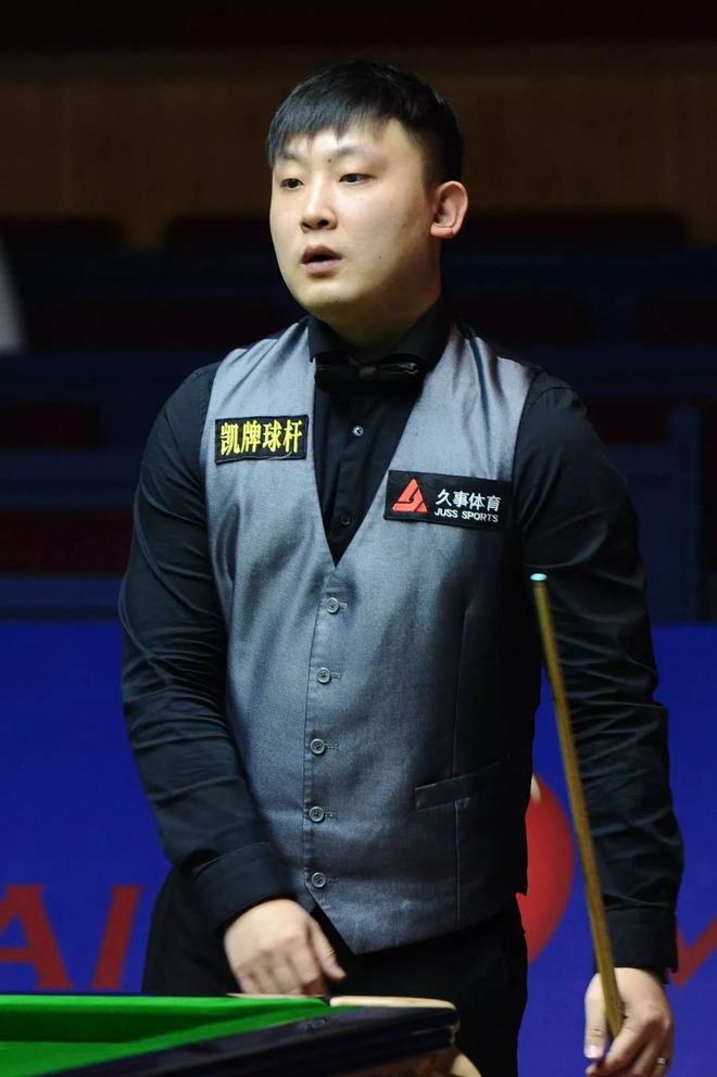 那不勒斯的 那不勒斯的