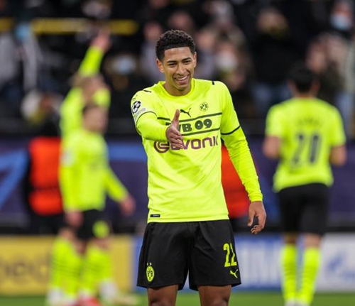 赛中领衔他 赛中领衔他