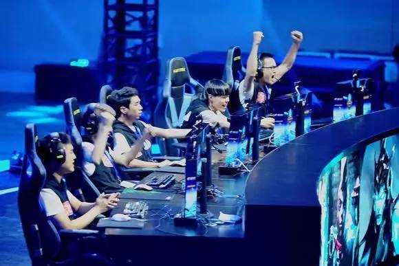 也是情绪锚 也是情绪锚